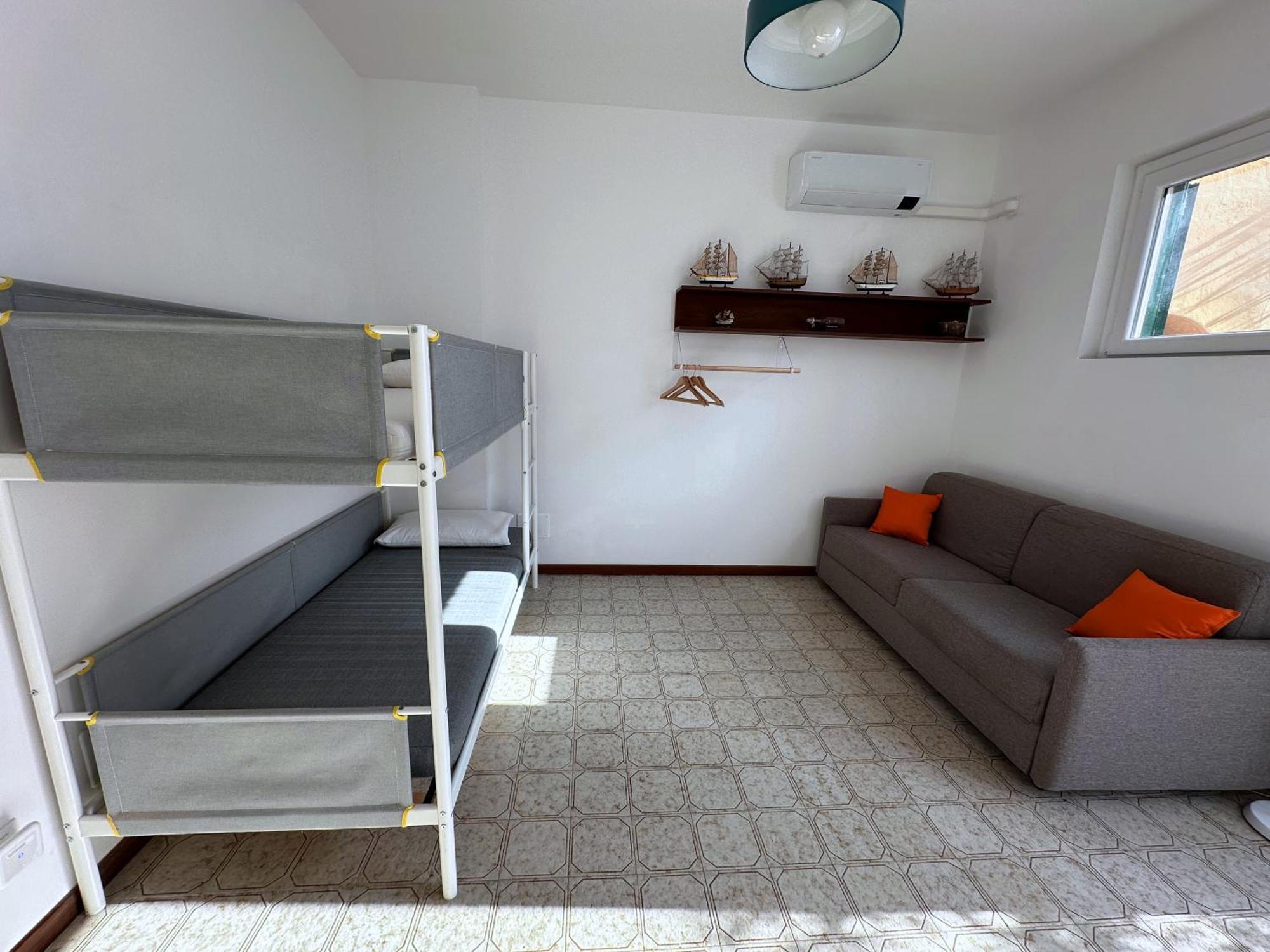 Terrace & Parking - Holiday Home Near Fegina Beach Monterosso al Mare Exterior foto
